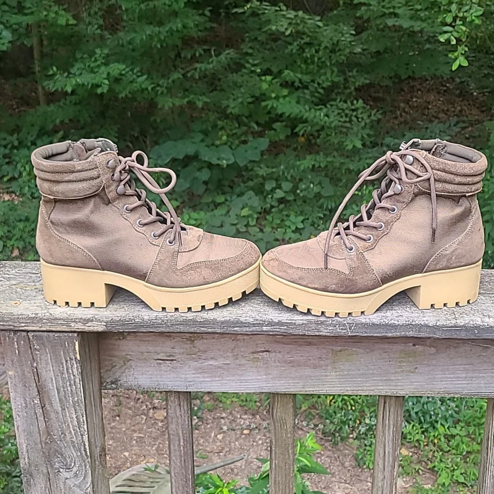 Steve Madden pre loved